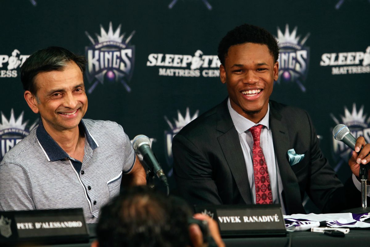 Vivek Ranadive and Ben McLemore can't believe what Chris Hansen did either.