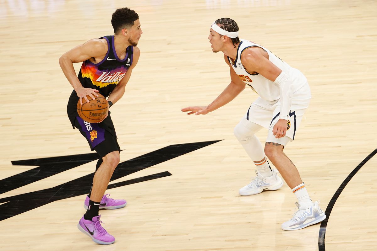 Denver Nuggets v Phoenix Suns - Game One