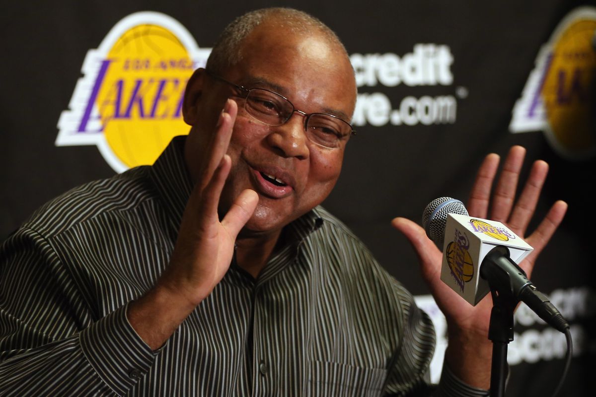 This yutz was the best coach the Lakers have had this season.