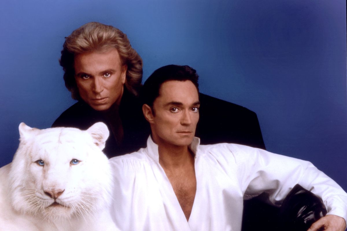 Magician Roy Horn Mauled By Tiger