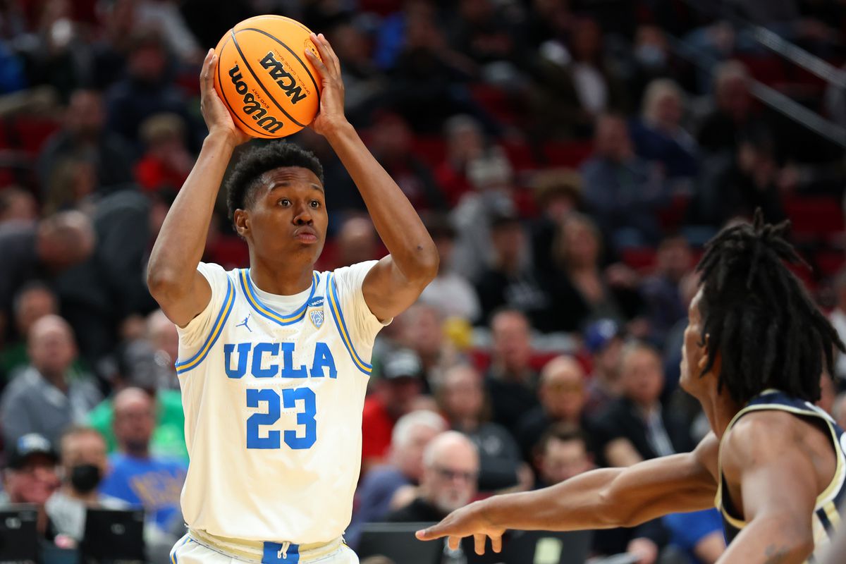 Akron v UCLA