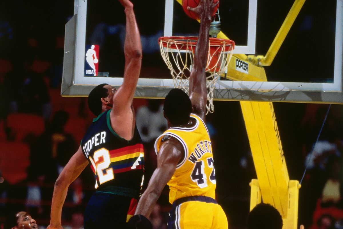 Denver Nuggets v Los Angeles Lakers