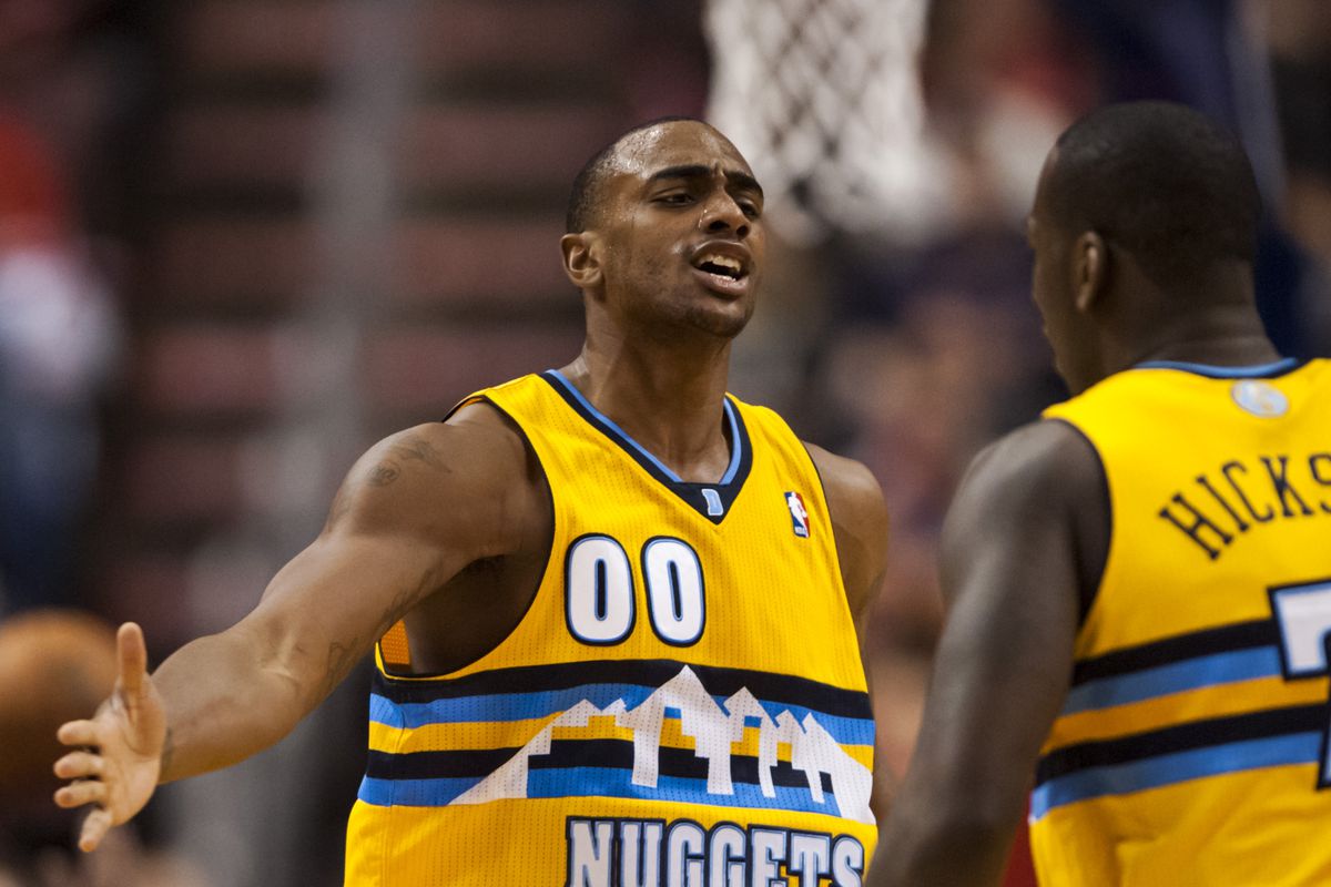 awwwwww...yeeeeah Darrell Arthur and J.J Hickson