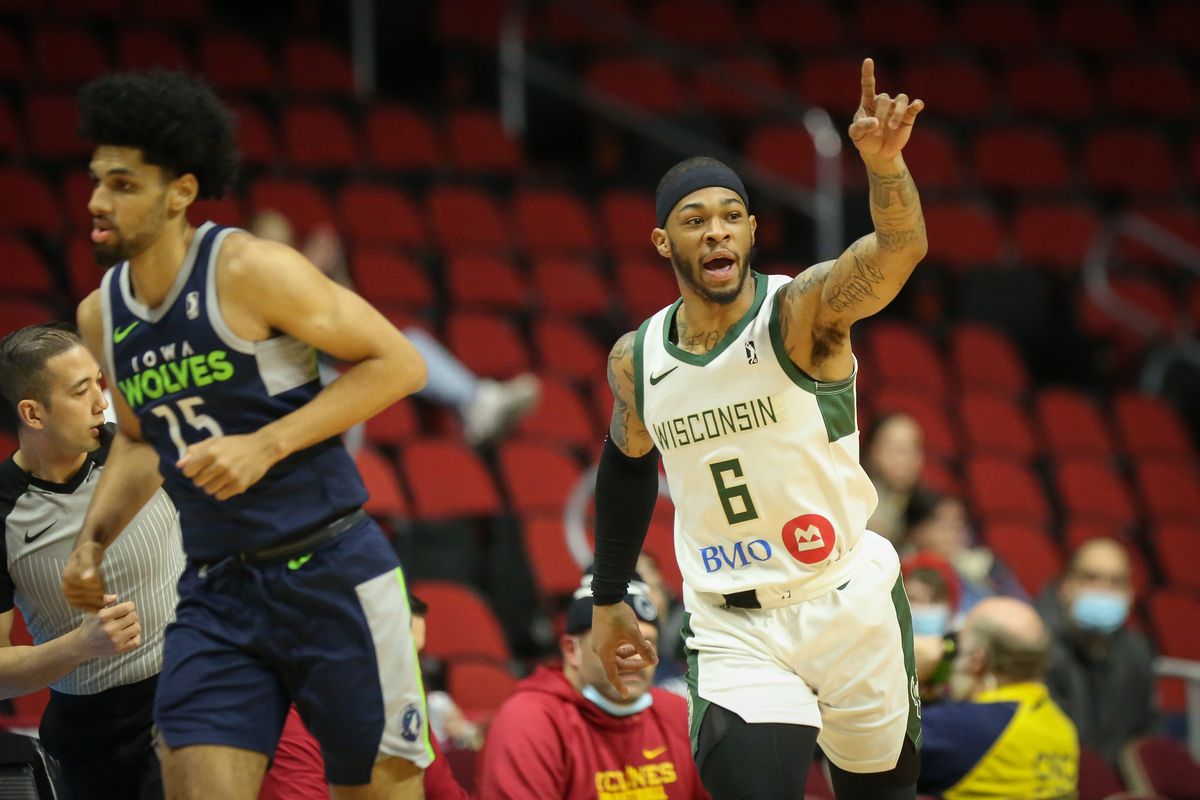 Wisconsin Herd v Iowa Wolves