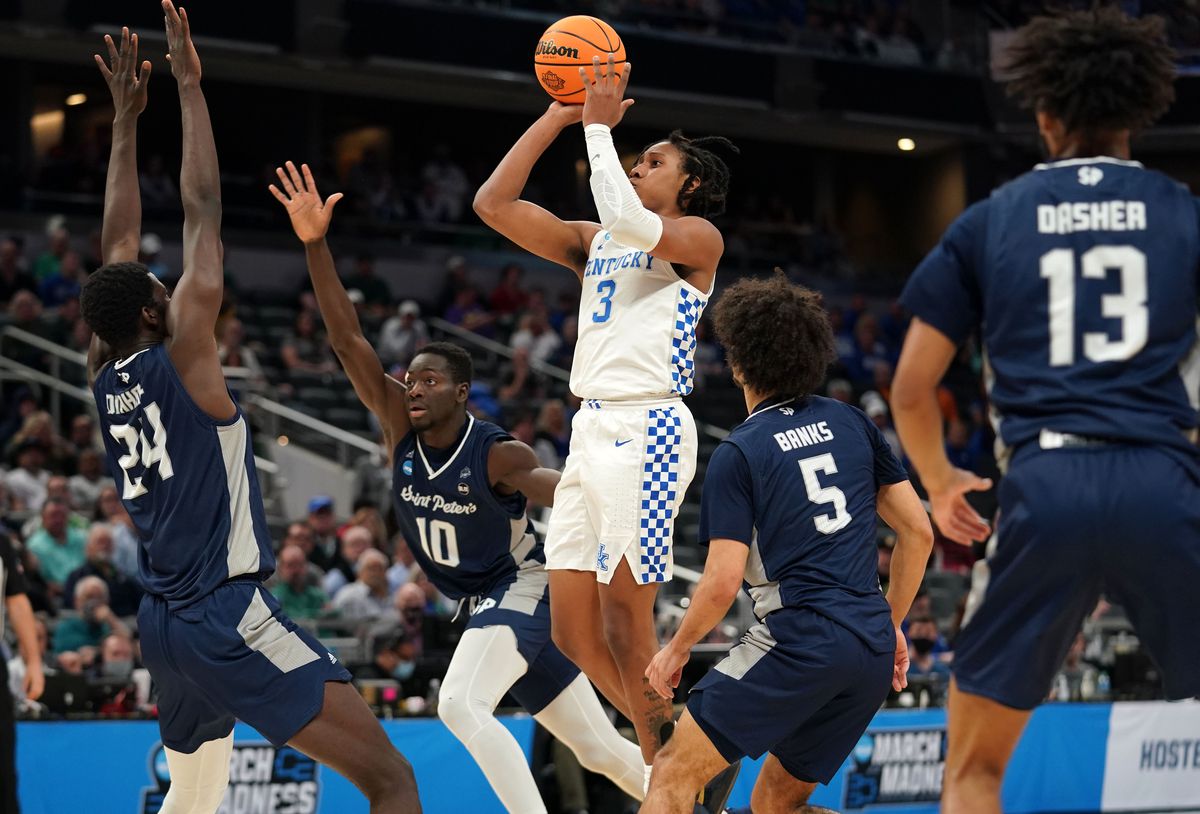 NCAA Basketball: NCAA Tournament First Round-Saint Peters vs Kentucky
