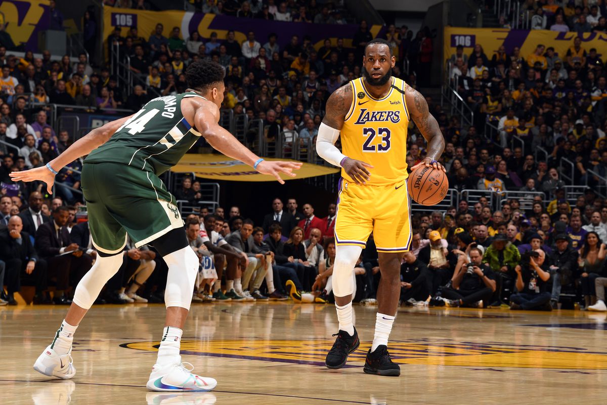 Milwaukee Bucks v Los Angeles Lakers