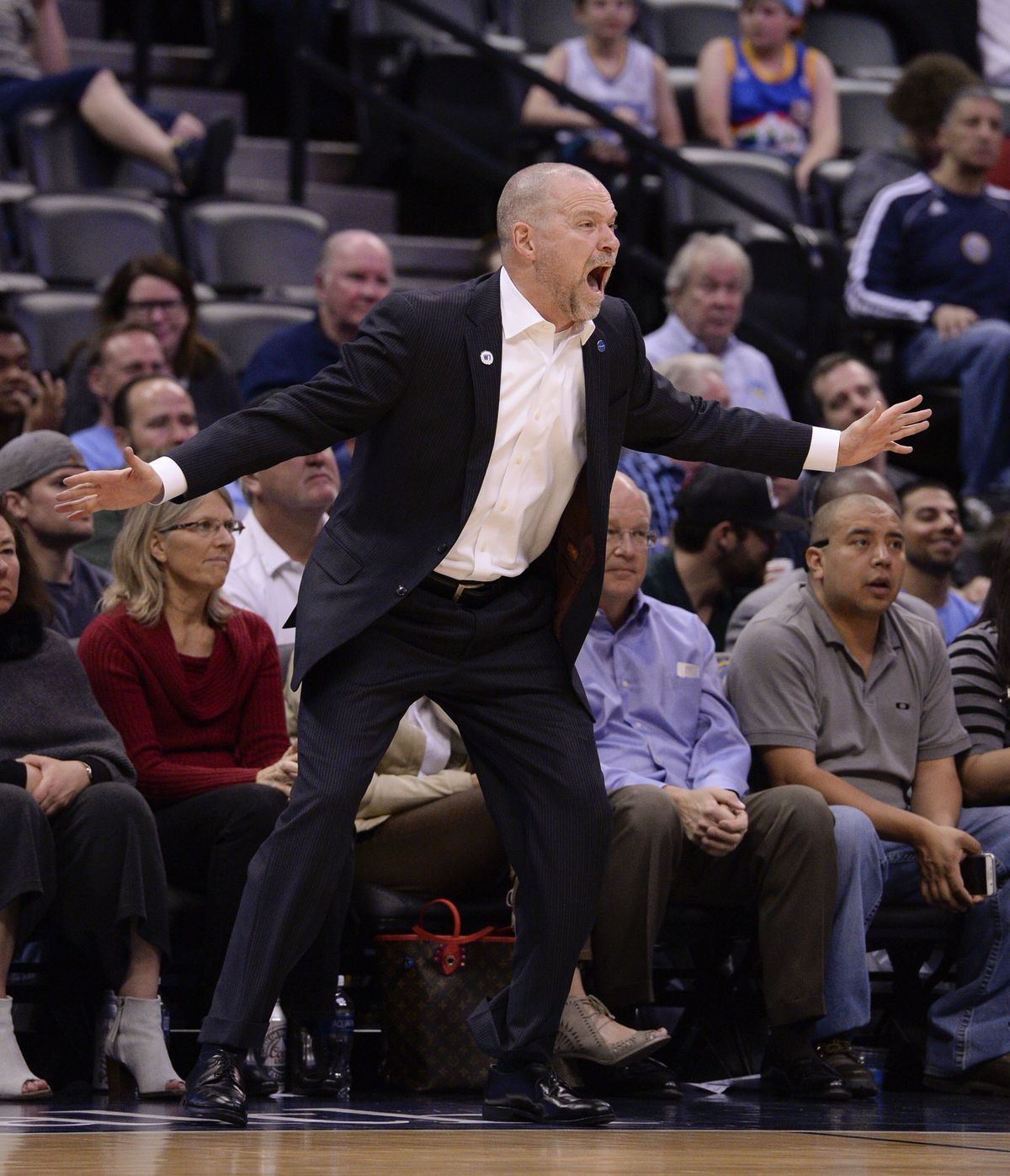 Denver Nuggets vs Dallas Mavericks at Pepsi Center