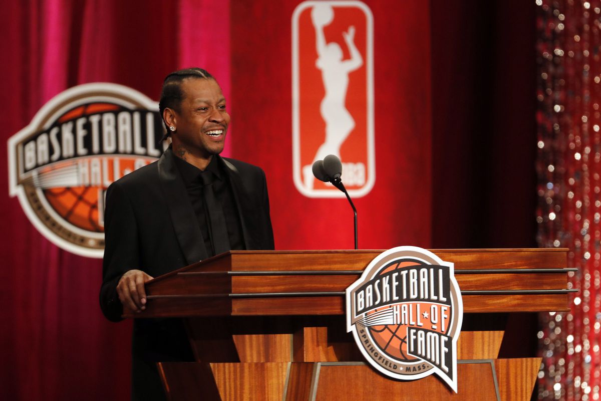 Basketball: Hall of Fame Enshrinement