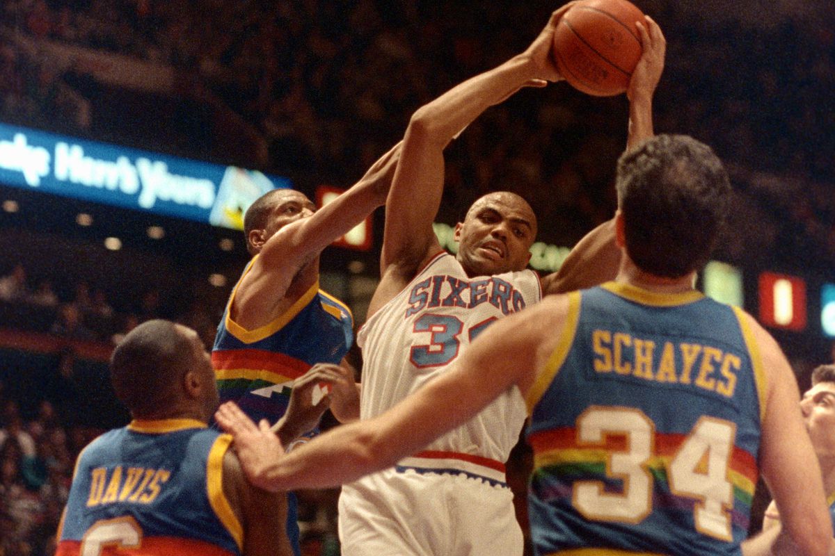 Charles Barkley and Dan Schayes Battling for Rebound