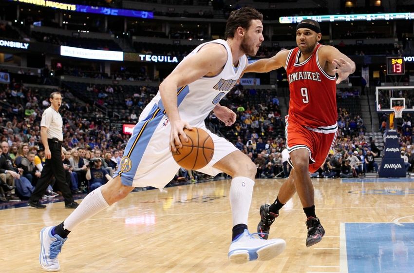 danilo-gallinari-jared-dudley-nba-milwaukee-bucks-denver-nuggets-850x560.0.jpg